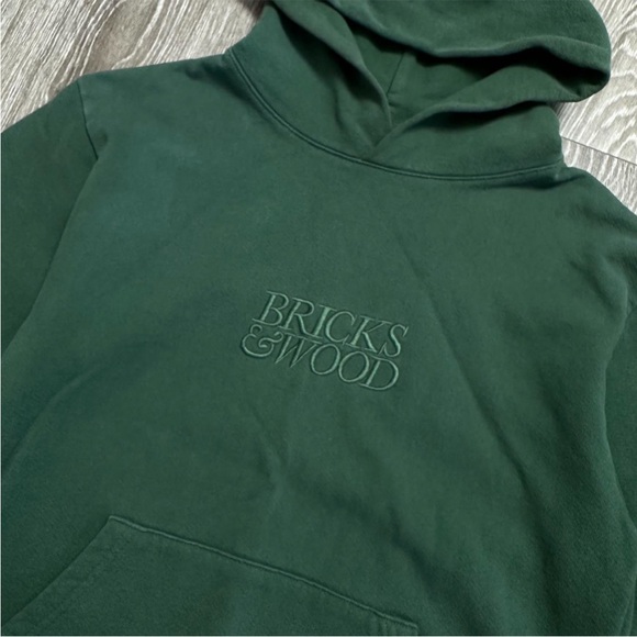 Bricks & Wood Other - Bricks & Wood Green Hoodie Sweatpants Set